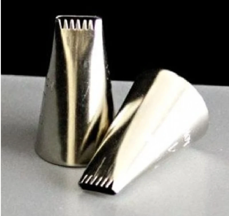 Pastry accessories Nozzle for pastry bag, basketweave , small, 4/0.4 cm.