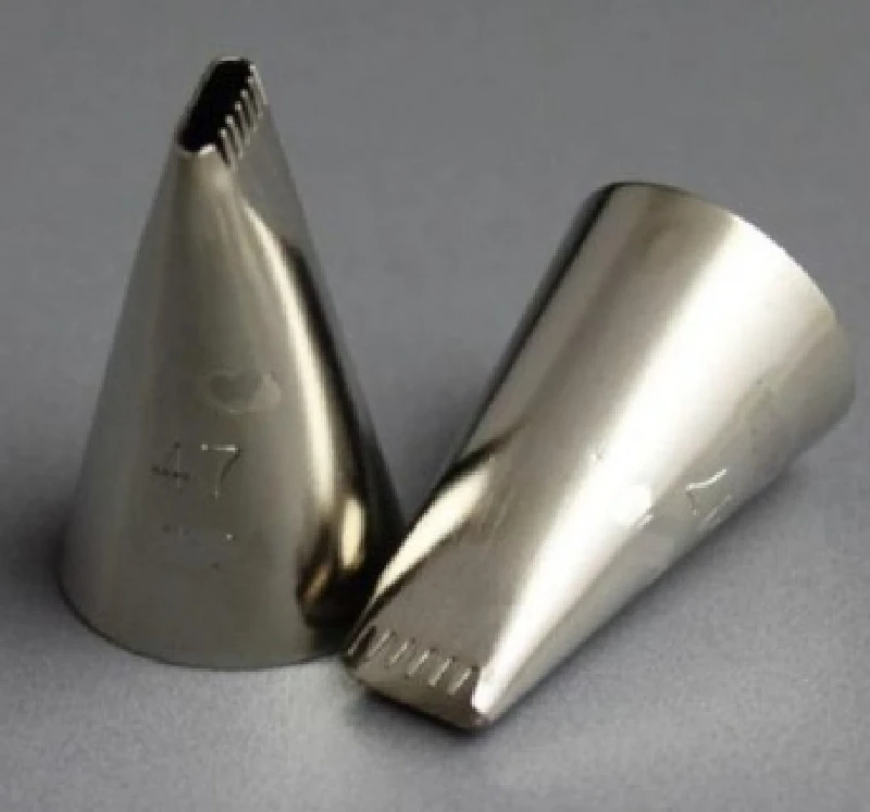 Pastry accessories Nozzle for pastry bag, basketweave , small, 0,8 cm.