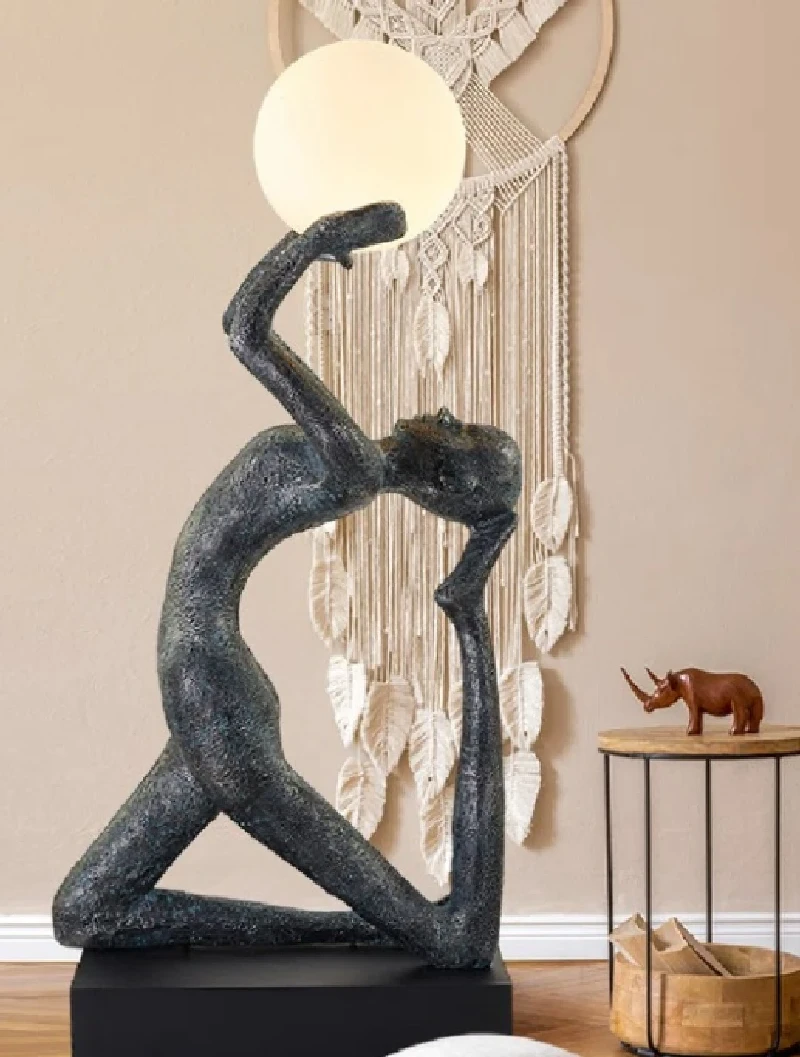 Statue/statues Grace with ball statue, shining - STV05-145