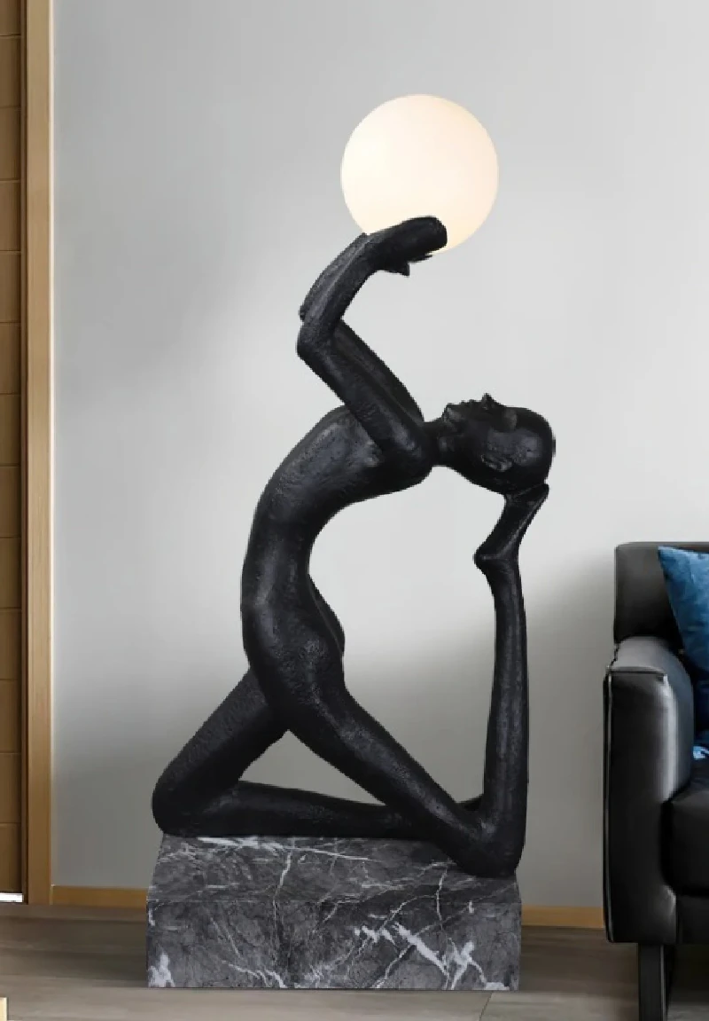 Statue/statues Grace with ball statue, shining - STV05-145